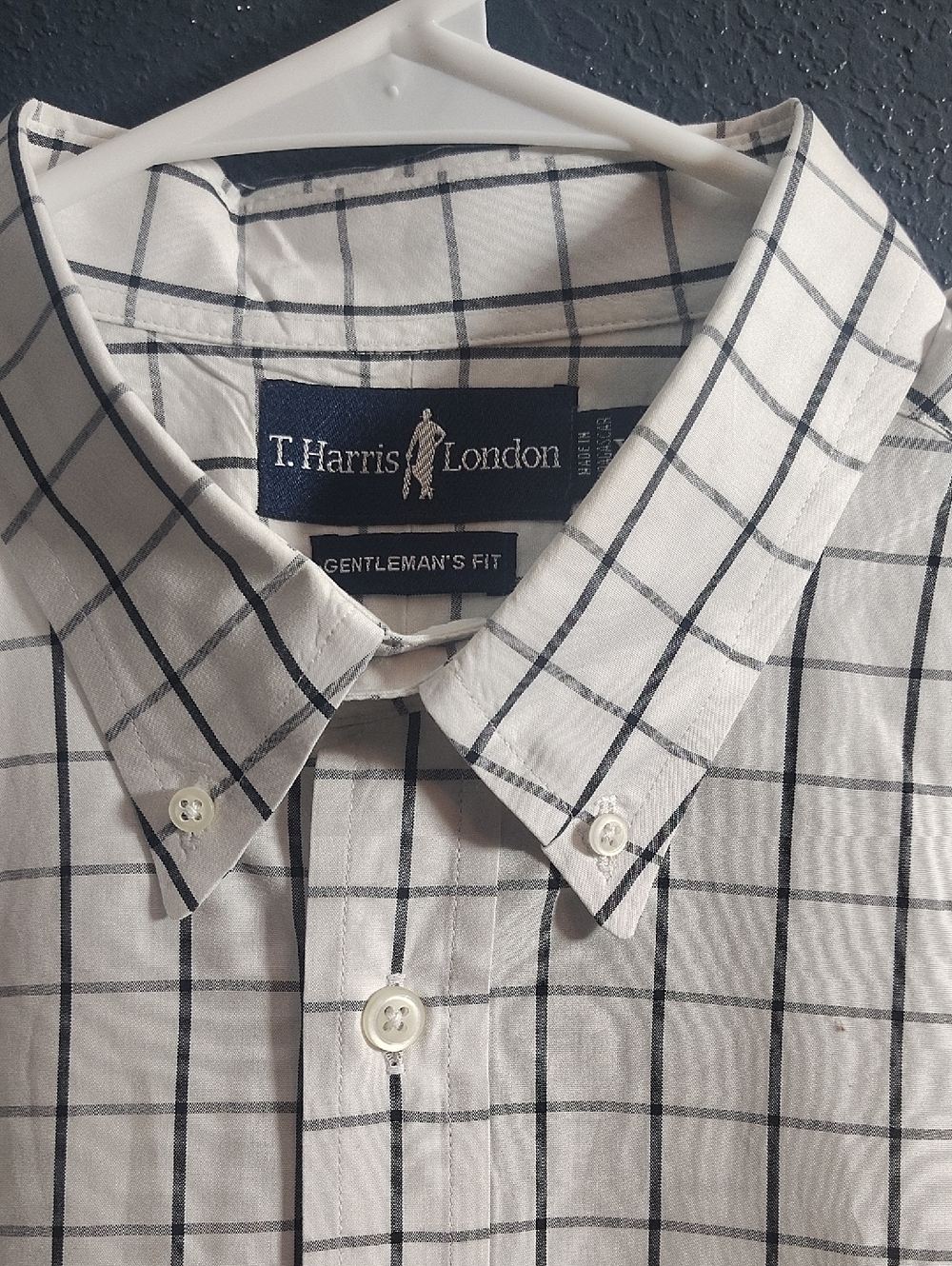 T. Harris London men's Black and White Professional Checkered Dress Shirt - Picture 3 of 8